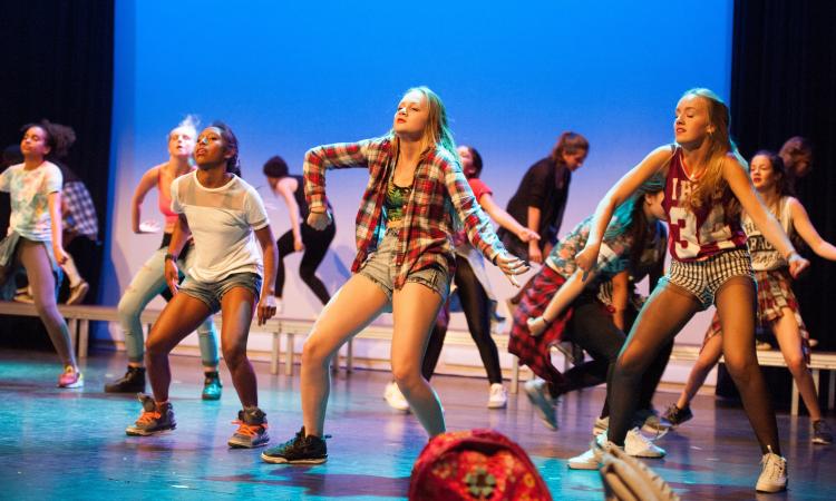 Zu sehen ist Bild 1 zum Beitrag mit dem Thema: Dance School in Berlin